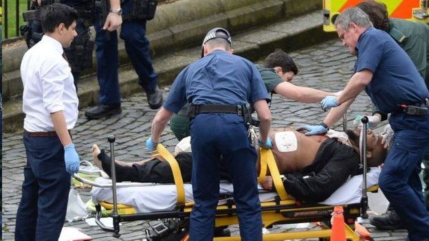 தாக்குதலில் ஈடுபட்ட இடத்தில் மசூத்துக்கு சிகிச்சை