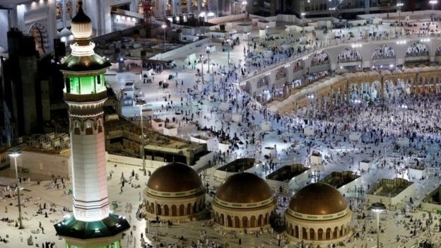 General view of the Grand Mosque in Mecca (09 September 2016)