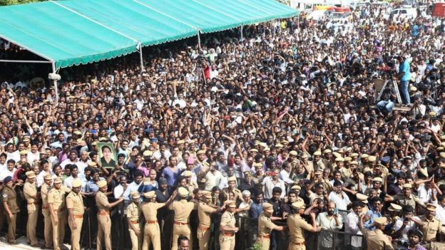 Crowds gathering to pay their respects to Jayalalitha