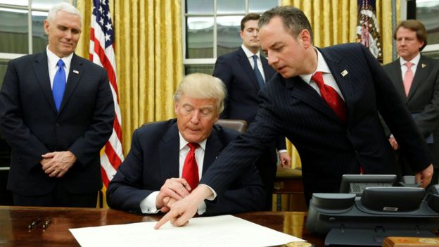 El presidente estadounidense Donald Trump en la Sala Oval, en Washington, Estados Unidos.