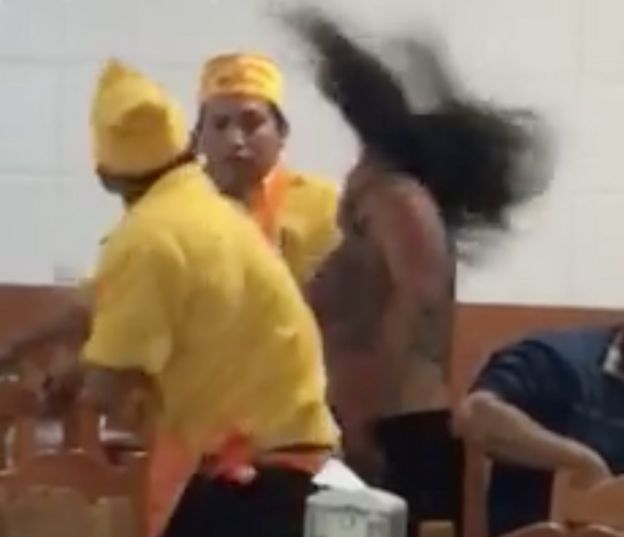 Las imágenes de la agresión se hicieron virales en México.