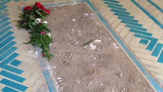 سنگ قبر مفقود شده آقای افشار