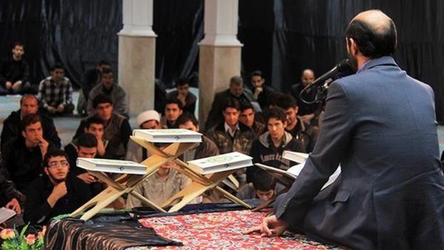 سعيد طوسي يعد أحد ابرز المقرئين للقرآن في إيران
