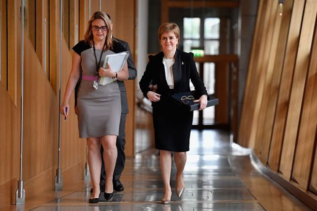 ஸ்காட்லாந்து முதல் அமைச்சர் நிக்கோலா ஸ்டர்ஜன்