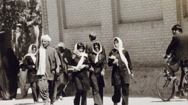 He made portraits of fellow artists, students and common people during his journey in Afghanistan