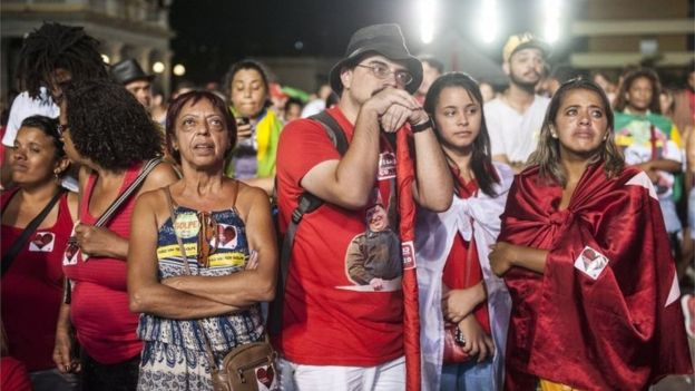 Dilma Rousseff's supporters in Belo Horizonte. Photo: 17 April 2016