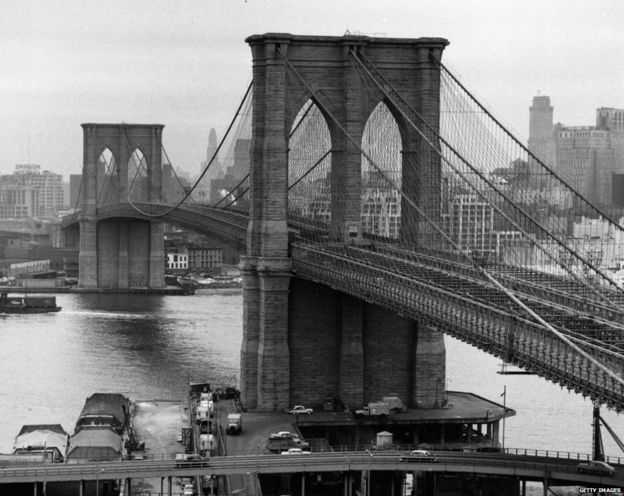 Brooklyn Bridge in the 1950s
