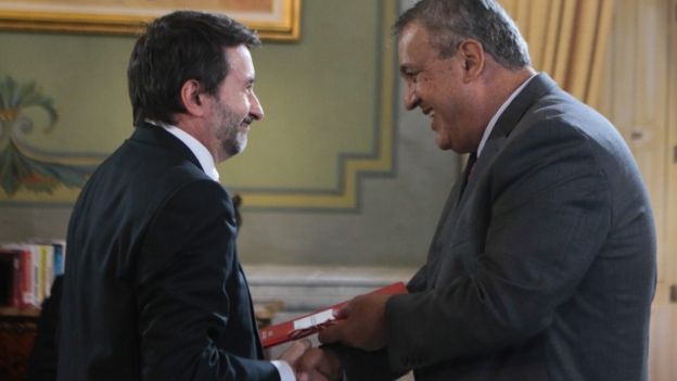 El presidente de Repsol, Josu Jon Imaz, y el de PDVSA, Eulogio del Pino