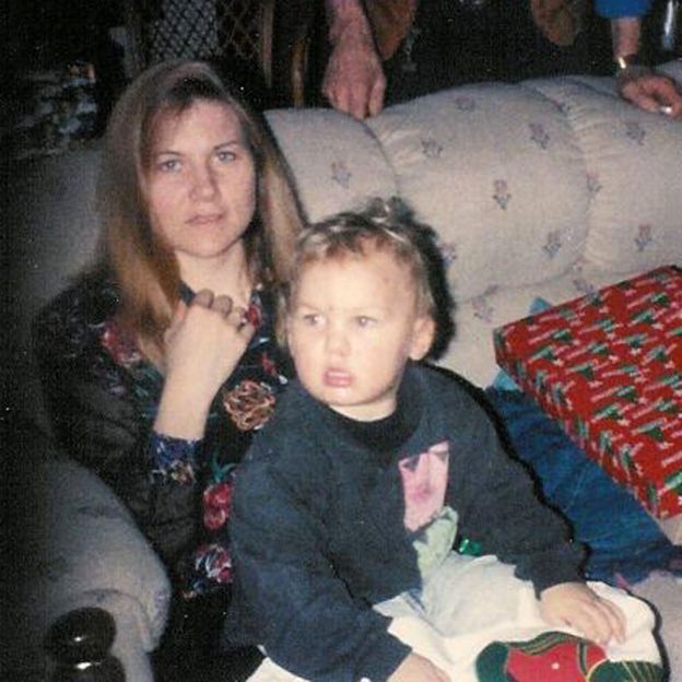 Bryan Jackson con su madre.