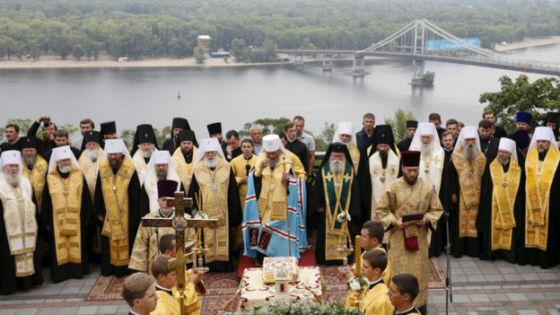 Metropolitan Onufry [Onufriy), Primate of the Ukrainian Orthodox Church (Moscow Patriarchate), centre, at ceremony marking 1,000th anniversary of death of Vladimir the Great in Kiev, 27 July 2015