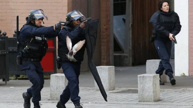 Police forces in Saint-Denis, Paris, on 18 November 2015