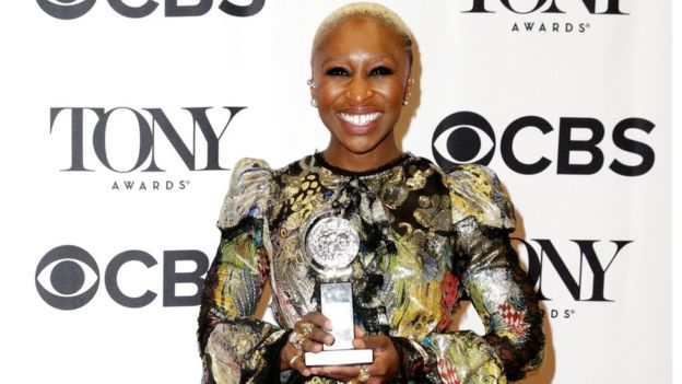 Cynthia Erivo with her Tony award