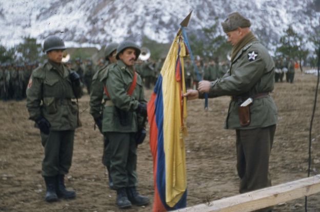 Tuve Que Caminar Sobre Mis Compa Eros Muertos El Soldado Y Fot Grafo