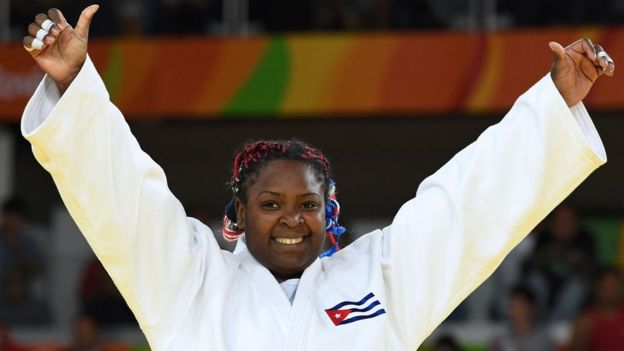 Idelys Ortíz celebra pasar a la final