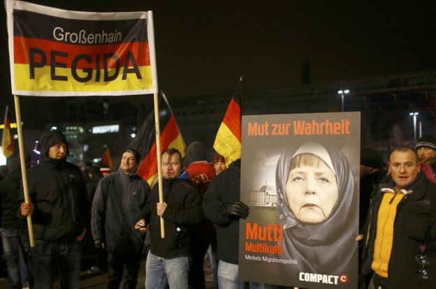 Uma manifestação do movimento Pegida em Leipzig, em janeiro de 2015