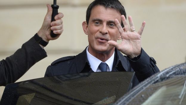 French Prime minister Manuel Valls leaves Elysee palace after extraordinary cabinet meeting. 10 May 2016