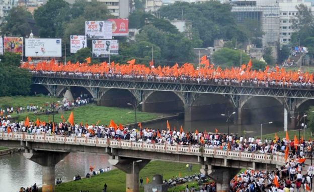 Marcha maratha en Pune.