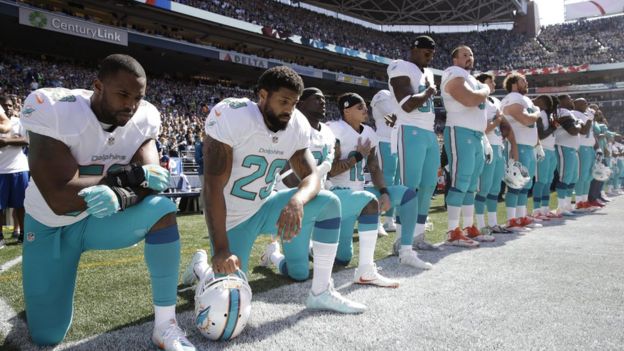 Juadores de los Miami Dolphins.