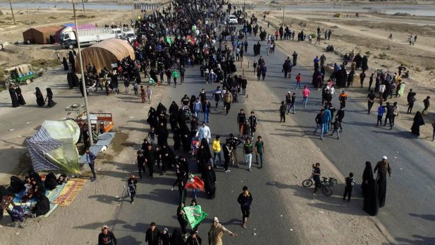 Shia pilgrims make their way to Karbala for Arbaeen, on 21 November 2016