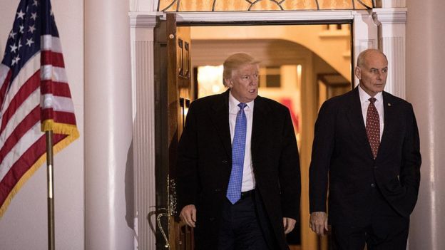 Donald Trump y John Kelly.