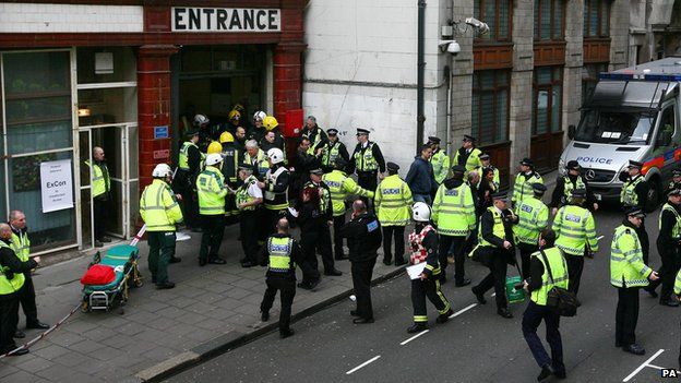 Major Counter-terrorism Exercise In London - Bbc News