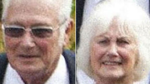 Leicester couple confirmed among Tunisia dead - BBC News