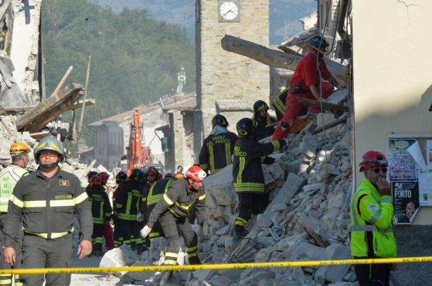 Amatrice rescuers, 26 Aug 16