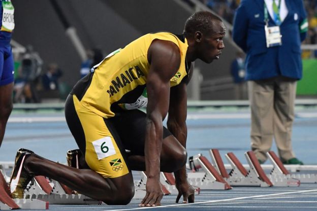 Bolt en la parrilla de salida de los 100 metros planos de Río 2016.