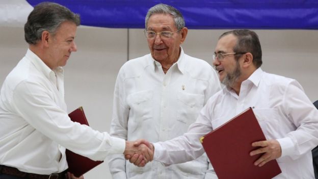 Juan Manuel Santos, Raúl Castro y Timochenko