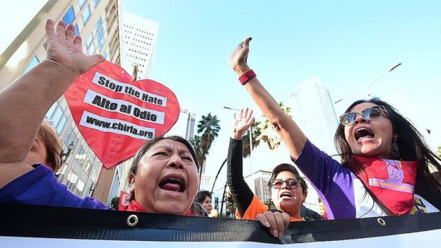 Protesta contra la política de inmigración de Trump en Los Ángeles.