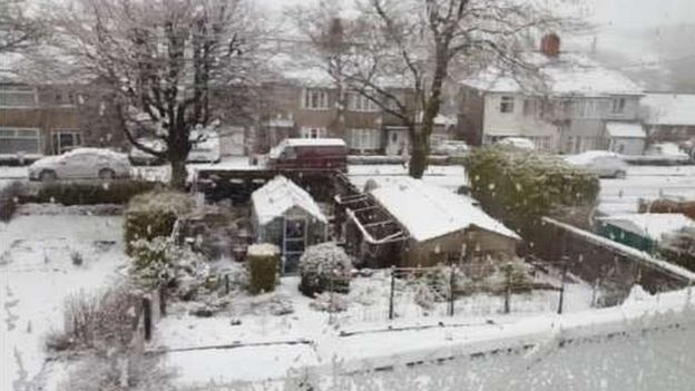 Snow in Buxton, Derbyshire