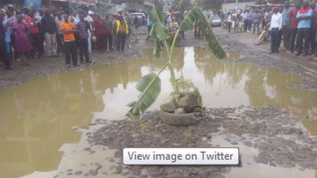 Watoa huduma za usafiri wapanda mgomba wa ndizi barabarani Nairobi