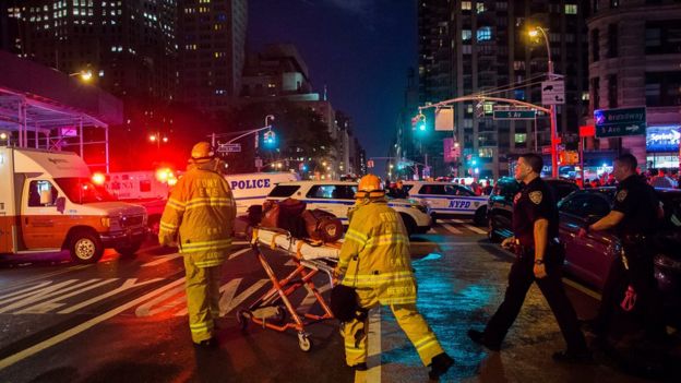 Bomberos y policías de Nueva York.