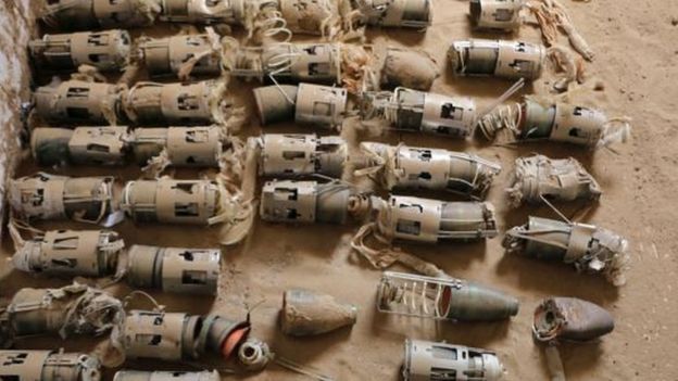 قنبال عنقودية بريطانية الصنع تم جمعها شمال اليمن