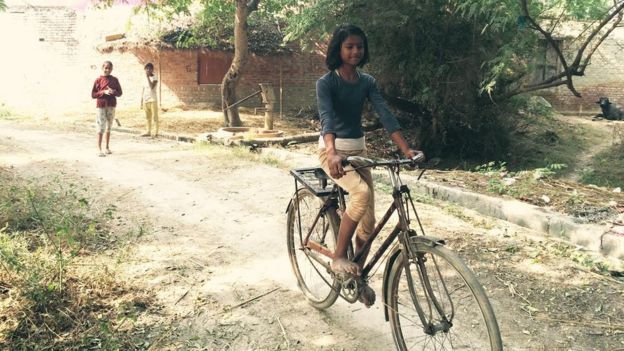 மோகன்லால்கன்ஜ் தொகுதியில் ஒரு பகுதி