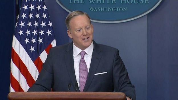 Sean Spicer, xoghayaha warfaafinta ee aqalka cad