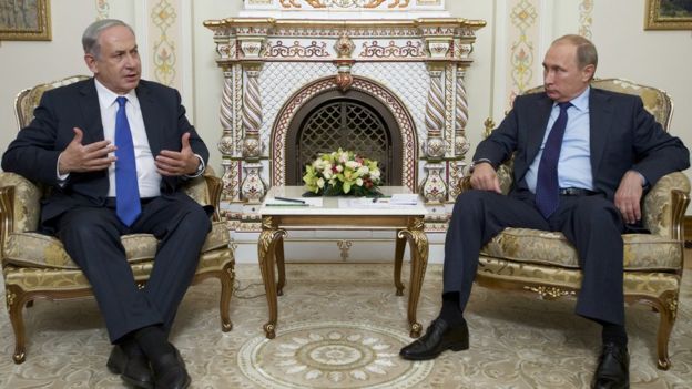 رئیس‌جمهوری روسیه (راست) در مسکو میزبان نخست‌وزیر اسرائیل بود.