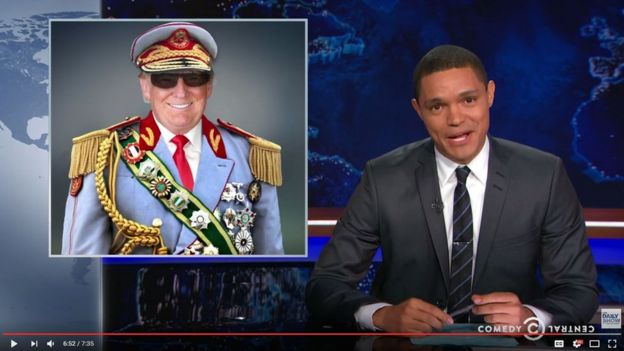 Trevor Noah en su programa hablando sobre las similitudes entre Trump y distintos presidentes africanos.