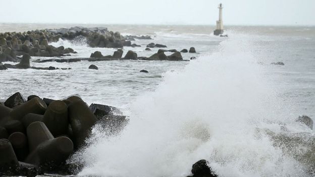 நிலநடுக்கத்தை தொடர்ந்து நியுஸிலாந்தை தாக்கியது சுனாமி