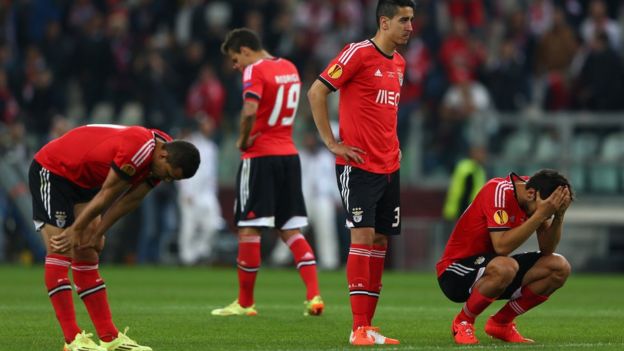 Los jugadores del Benfica tras perder la final de la Europe League en 2014.