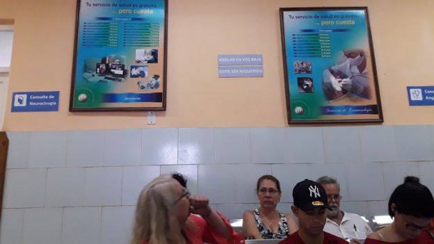Sala de espera en el Calixto García