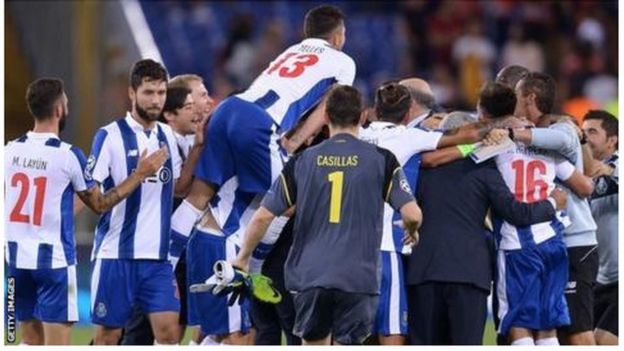 Quintuplé du FC Porto face au petit Leicester