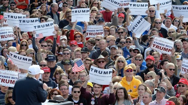 Apoiadores de Trump em Norfolk, na Virgínia