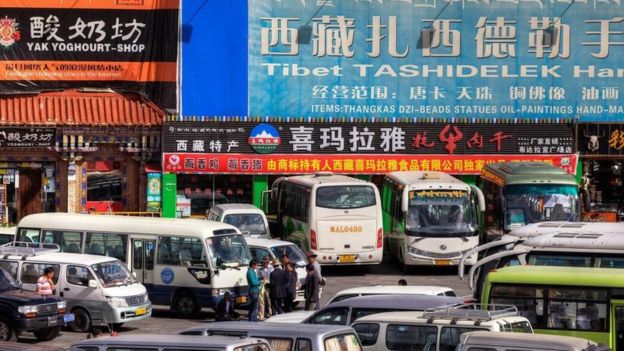Tibet atrae a millones de turistas todos los años, muchos de los cuales pueden verse afectados por el llamado