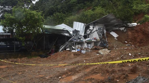 Casa destruida en Panamá