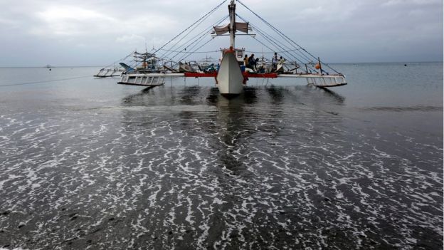 Tàu cá Philippines