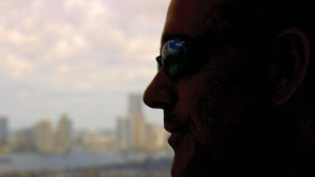 Robert Mazur, de perfil y con la cara oscurecida