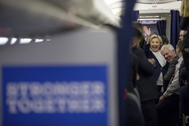 Clinton se mostró feliz tras el debate.