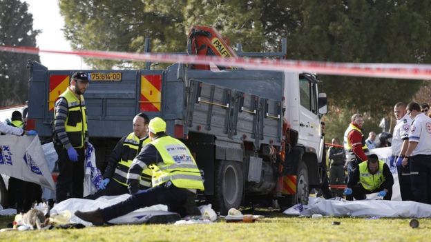 صحف عربية متعاطفة مع منفذ حادث دهس الجنود الإسرائيليين في القدس