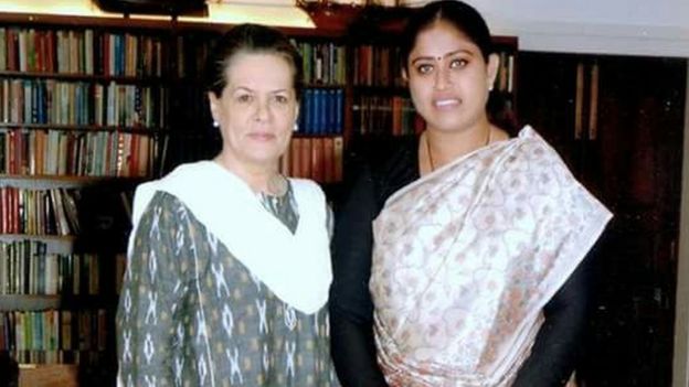 சோனியா காந்தியுடன் விஜயதாரணி